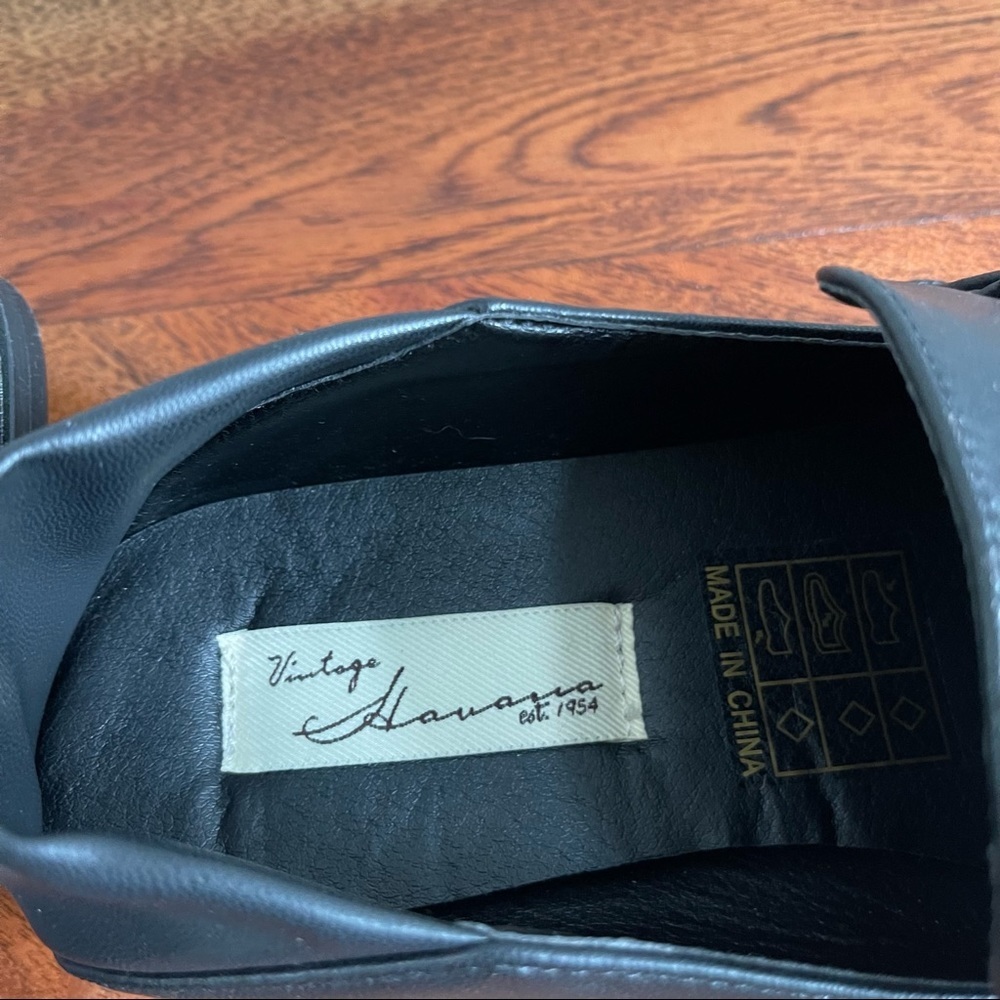 Vintage Havana  Slip-On/ Loafer in Black with Silver Handwear‎ Size: 8 - Picture 7 of 10